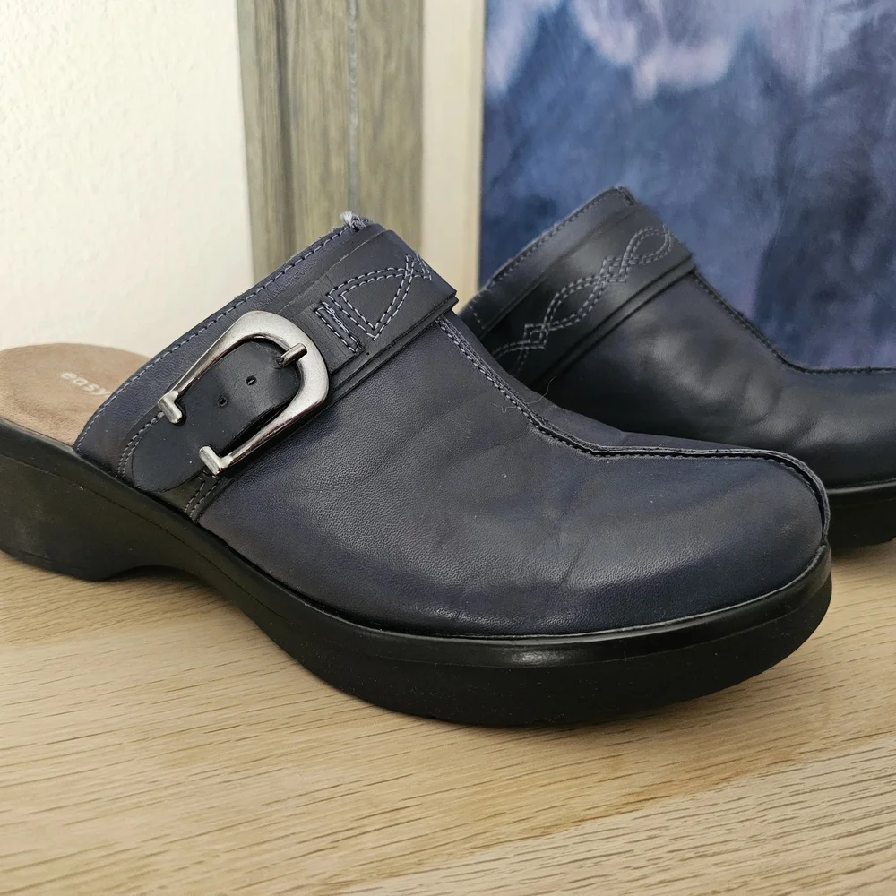 Easy Spirit Women's Leather Navy Slip-On Clogs 🥰 (7.5) - Picture 6 of 12